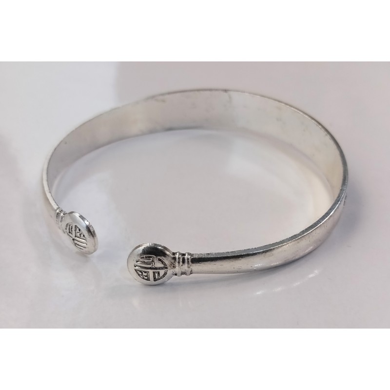 Tibetan Om Mani Padme Hum Silver Plated Bracelet Item TOSB-0001